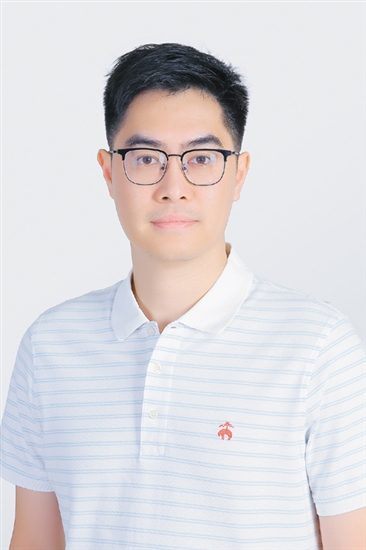 龍溪湖講堂學員、廣東華藝衛(wèi)浴實業(yè)有限公司總裁馮育羨