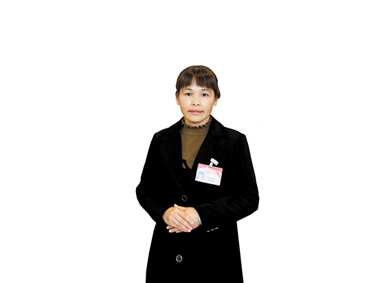 開(kāi)平市人大代表，蒼城鎮(zhèn)大羅村黨總支書(shū)記、村委會(huì)主任林幼瓊