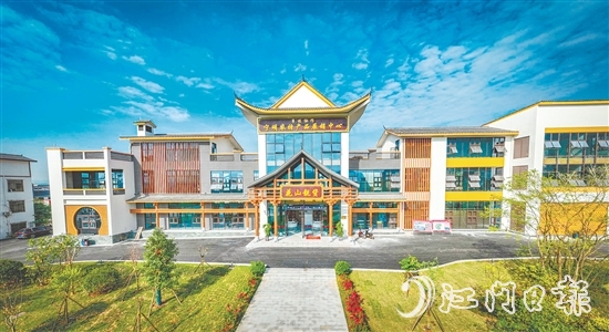 新會、寧明建好農特產品展銷中心，拓寬群眾增收渠道。