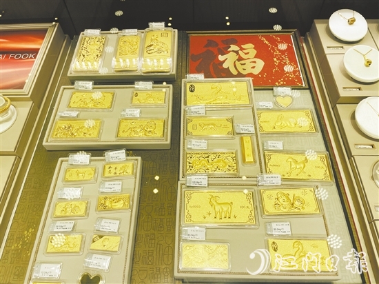 近期多家金飾品牌價(jià)格以上漲為主，部分品牌漲至年內(nèi)最高。