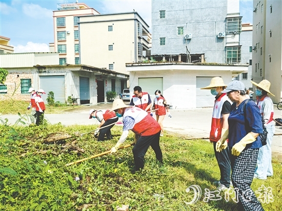 恩平市僑胞志愿者用實際行動為家鄉(xiāng)疫情防控作出貢獻(xiàn)。