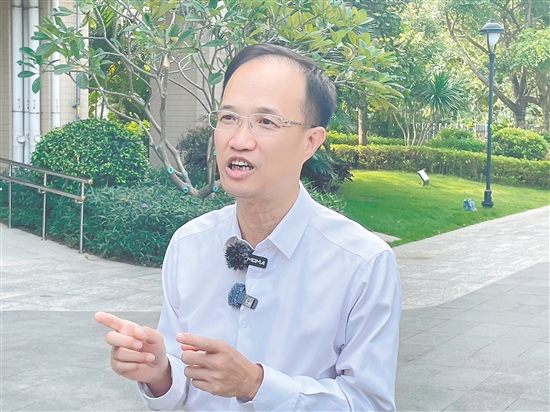 廣東省疾病預(yù)防控制中心首席科學(xué)家何劍峰解讀當前疫情防控重點。