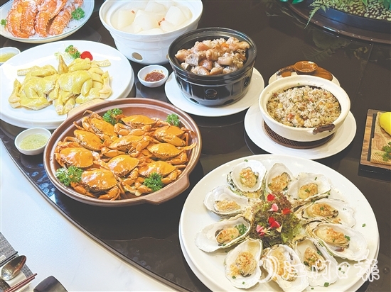 臺(tái)山餐飲企業(yè)結(jié)合十五運(yùn)會(huì)賽事，特意推出臺(tái)山“鄉(xiāng)味家宴”菜式。