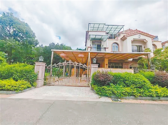 位于鶴山市址山鎮(zhèn)的一套別墅起拍總價僅78萬元。